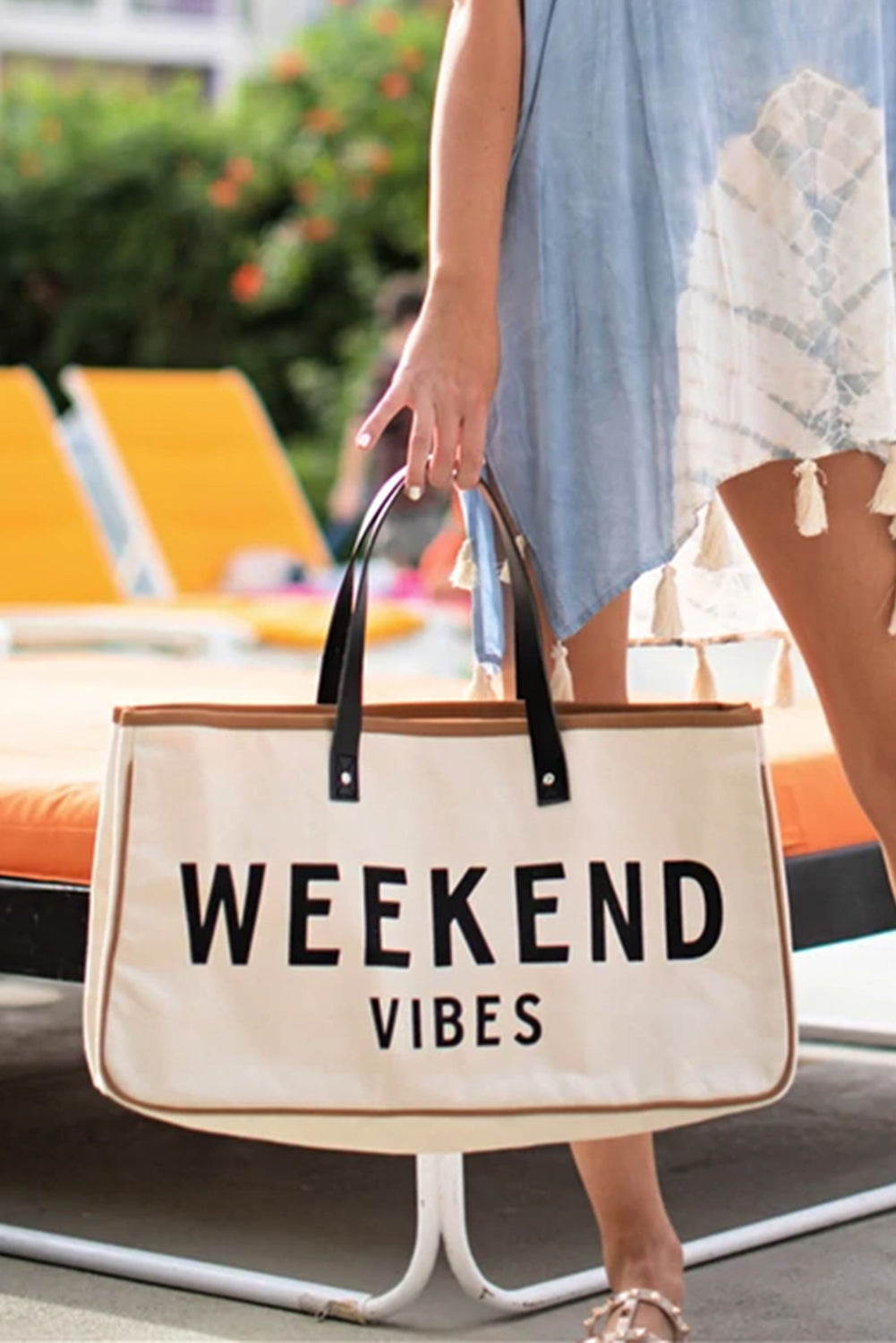 Durable and chic white canvas tote with bold letter print
