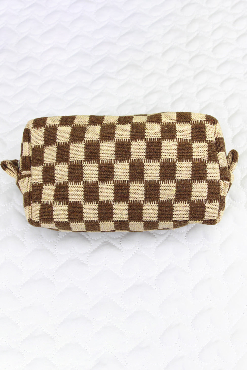 Functional knitted checkered makeup bag for storing beauty essentials
