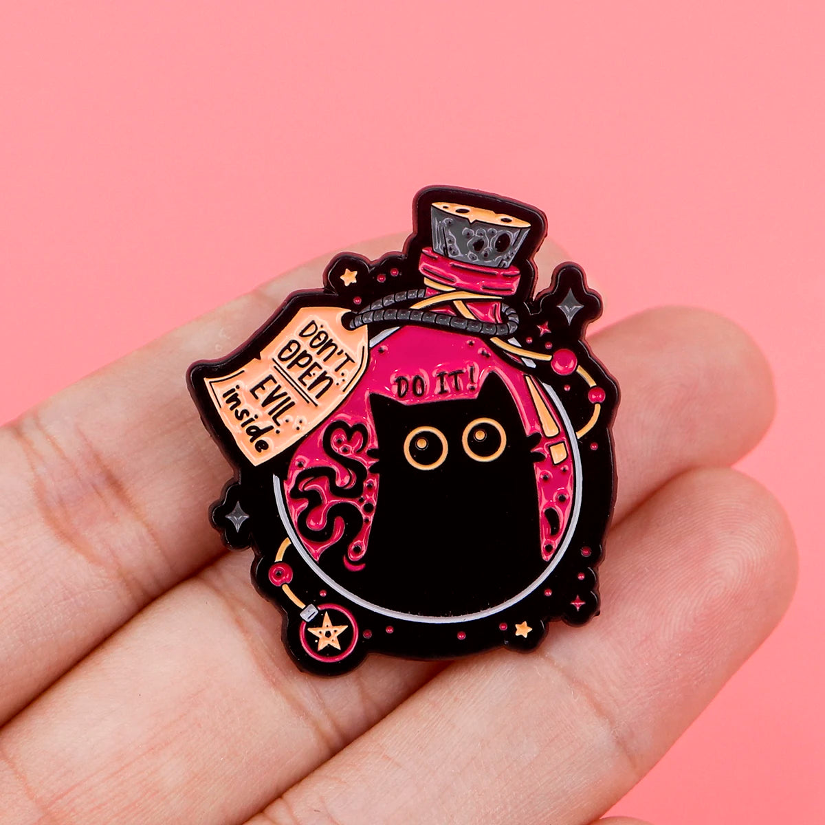 Kawaii black cat brooch accessory