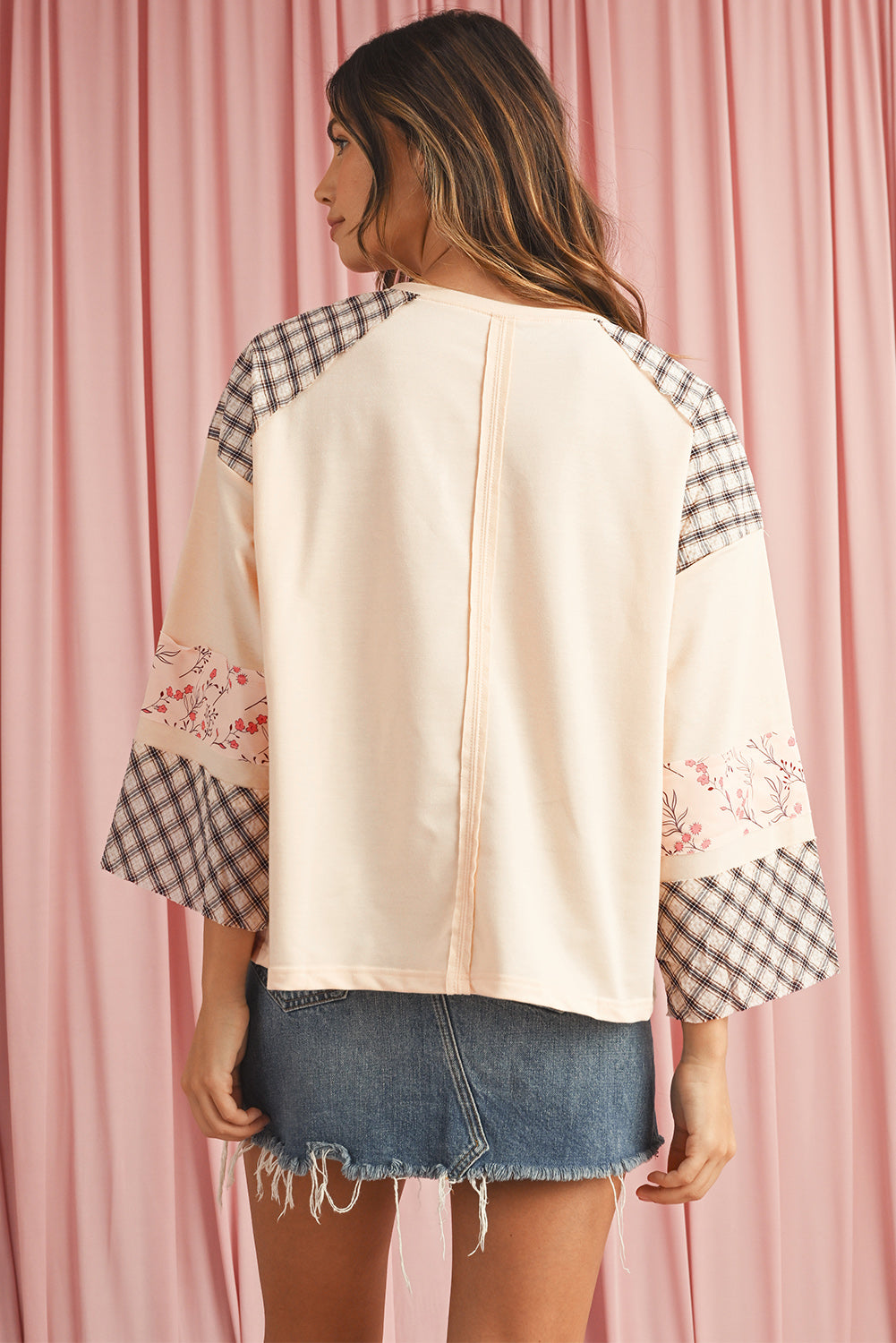Trendy women’s beige plaid long sleeve top with heart patchwork