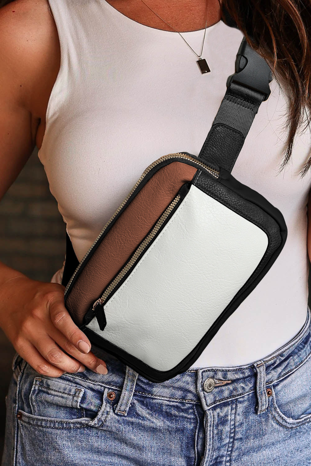 Elegant white color block bag with gold-tone hardware