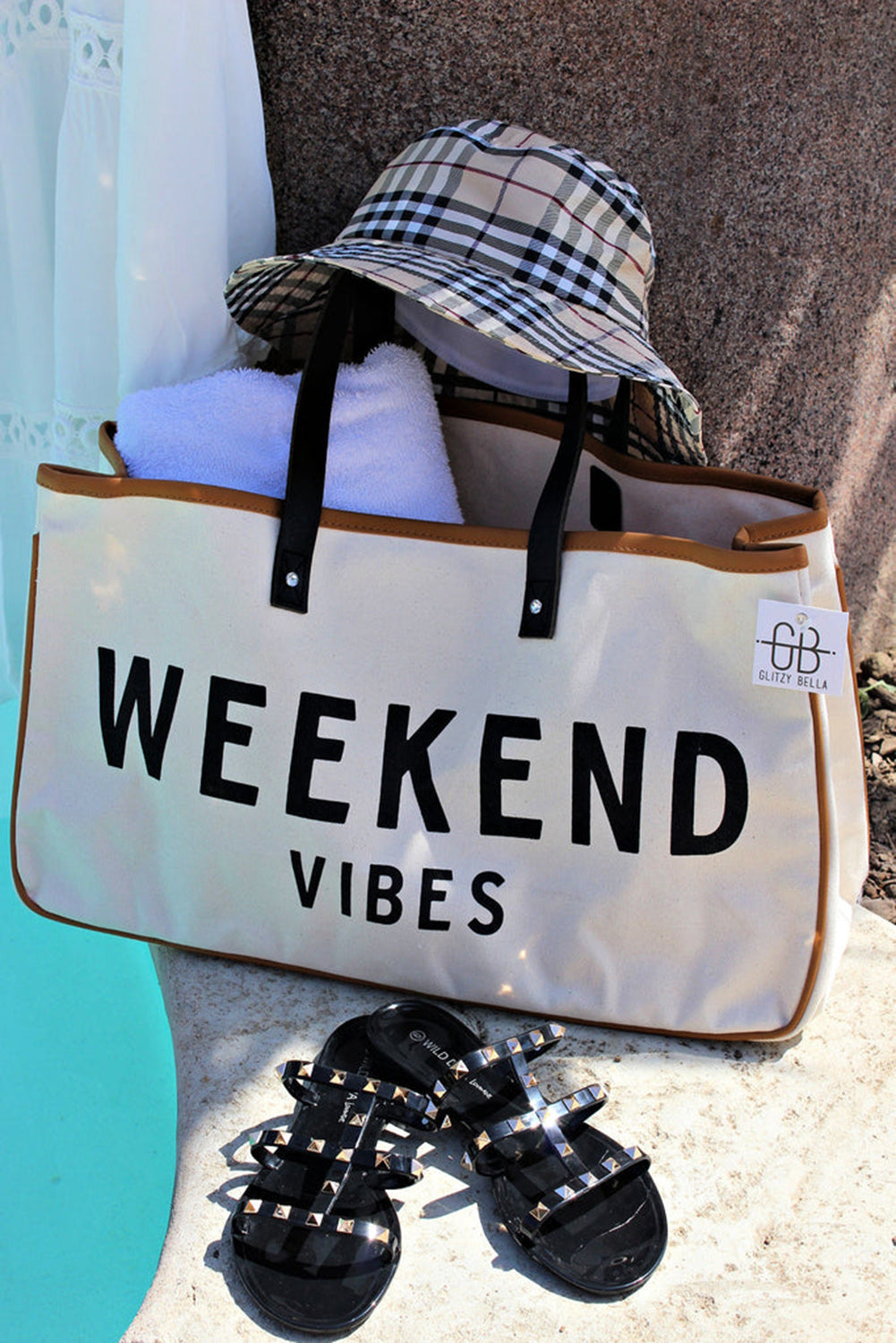 Fashionable white canvas tote bag with letter print design