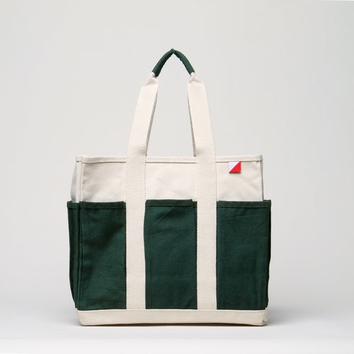 versatile pocket tote shoulder bag