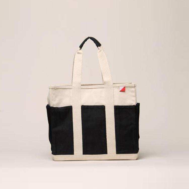 medium tote bag with multiple pockets