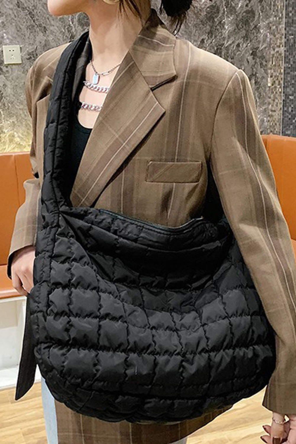 Trendy beige quilted handbag for everyday use