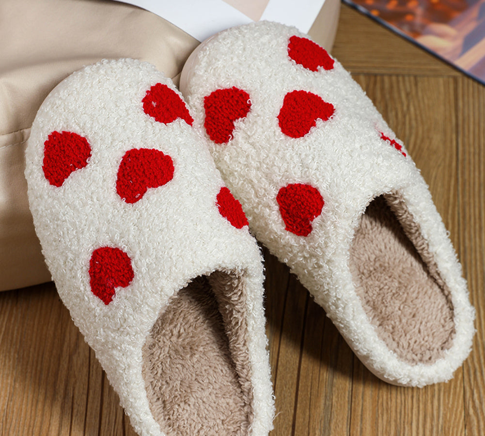 White heart print plush slippers, perfect for lounging at home
