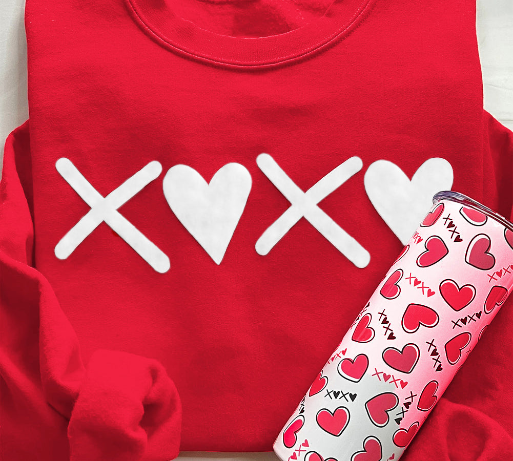 Cozy red sweatshirt with heart and XOXO design