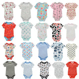 Neutral baby bodysuit set for everyday use
