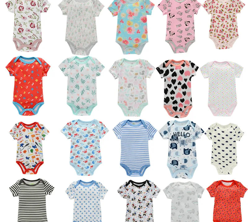 Neutral baby bodysuit set for everyday use