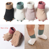 Warm newborn baby socks for cold weather