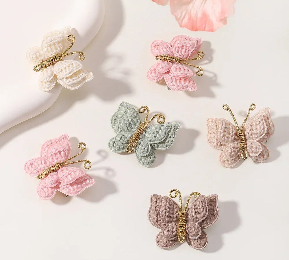 Colorful hair clips for infants and toddlers