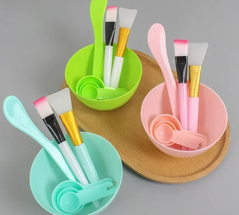 Facial brush and mask set for exfoliating skincare
