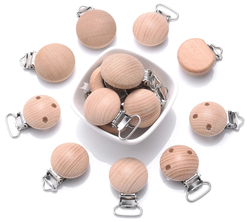 Natural beech wood pacifier holder clip for infants
