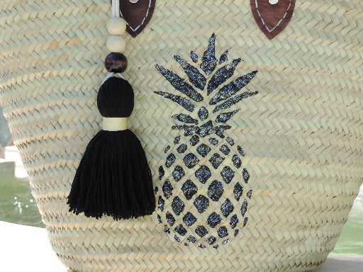 stylish hand-painted pineapple straw handbag