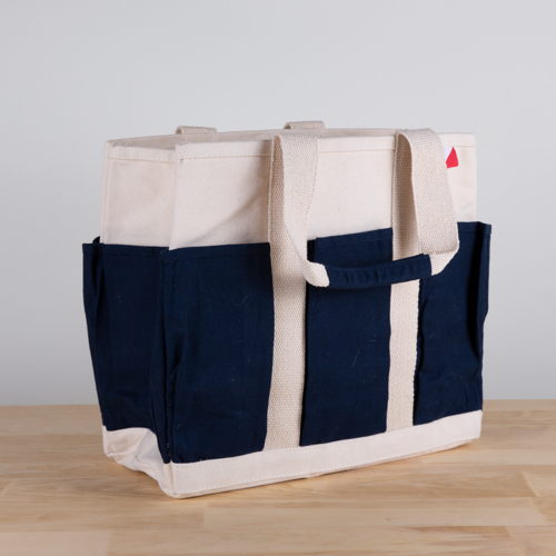 versatile pocket tote shoulder bag